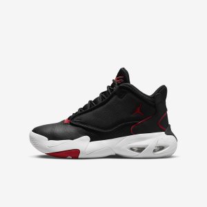 Boys' Nike Air Jordan Max Aura 4 Lifestyle Shoes White / Red / Black | UHRVGWD-38