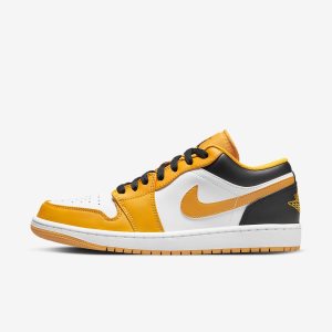 Men's Nike Air Jordan 1 Low Lifestyle Shoes White / Black | ITWZUAG-62